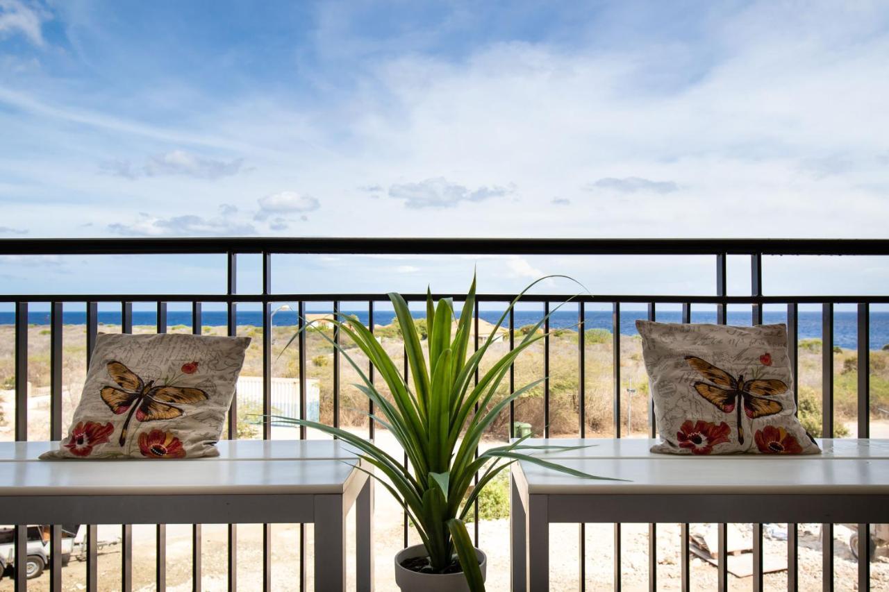 Coral Estate Ocean View Apartments 威廉斯塔德 外观 照片