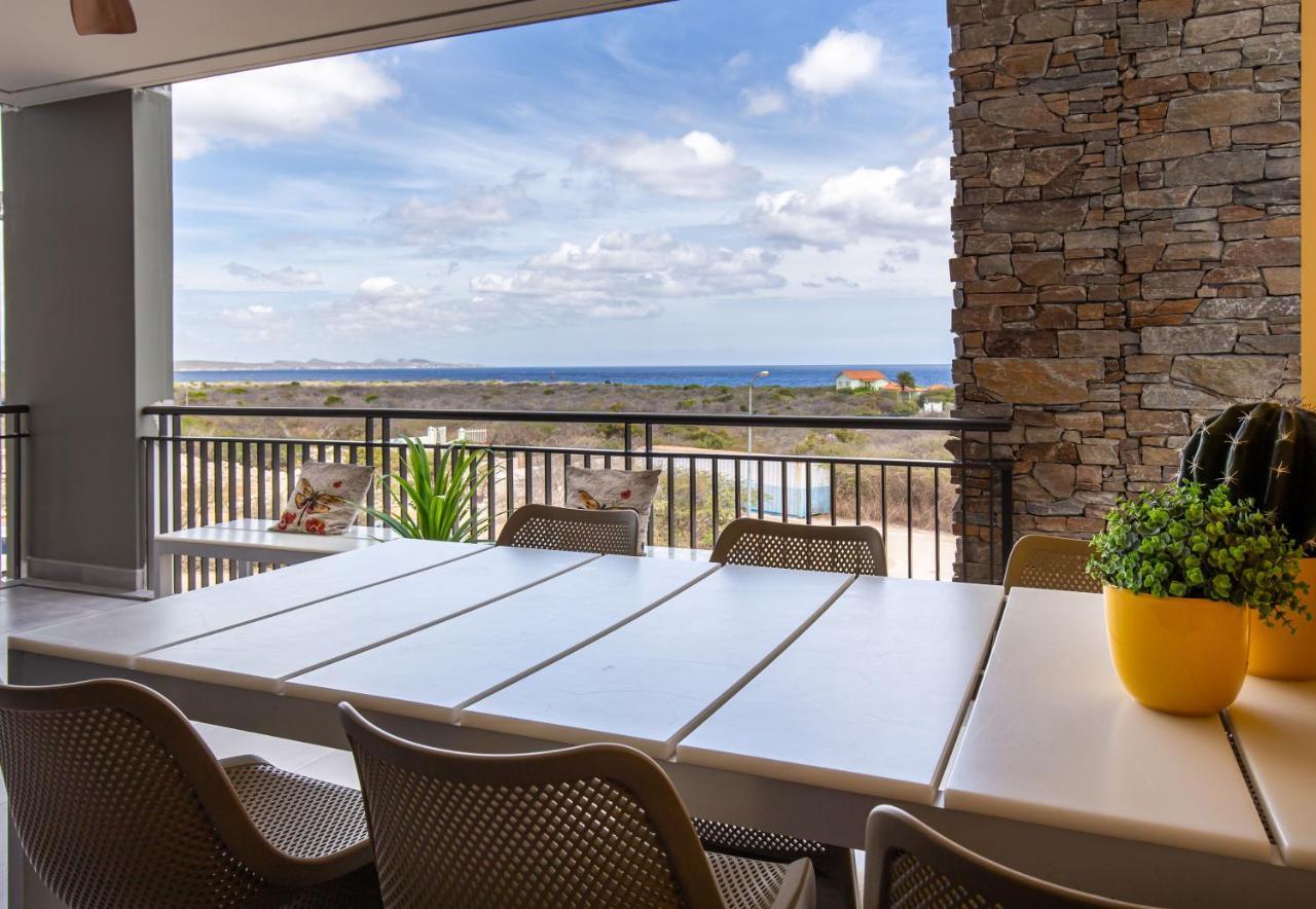 Coral Estate Ocean View Apartments 威廉斯塔德 外观 照片