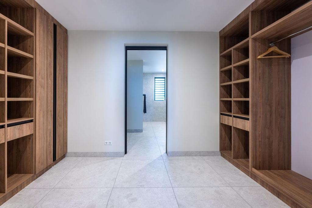 Coral Estate Ocean View Apartments 威廉斯塔德 外观 照片