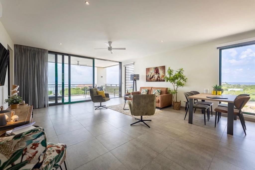 Coral Estate Ocean View Apartments 威廉斯塔德 外观 照片