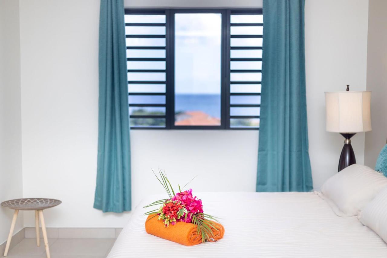 Coral Estate Ocean View Apartments 威廉斯塔德 外观 照片